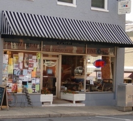 MarketStMarket's profile picture. Downtown Cville's best grocery store--serving all your needs, wants, and especially cravings!!