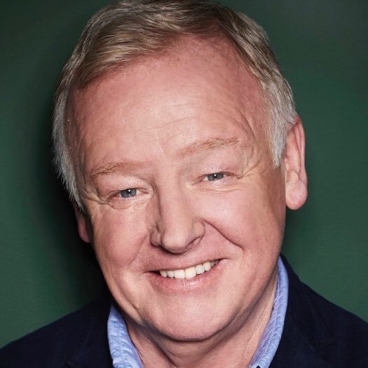 Les Dennis