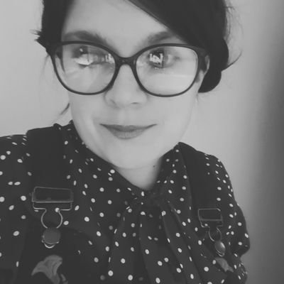 An Occupational Therapist (@OTSophie) who blurts out whatever her brain thinks.Left in charge of a daughter& cats.Lover of theatre,cinema,gratitude, &crafts.