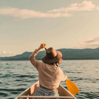 _esmaria08's profile picture. 