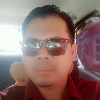 Fikriza12012907's profile picture. happy selalu..