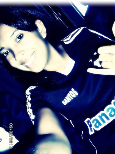 - A meninα molecα;
αtrevidα com seu jeitinho encαntador