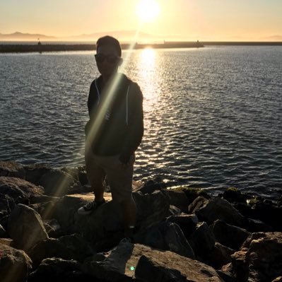 Avitheawsome's profile picture. Don't let the fear of other people's judgement stop you from being you. Besides we are all weird in our own ways.