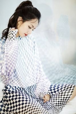 zhannyyym's profile picture. 影視 音樂