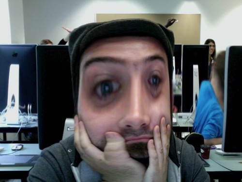 vbomb_mtl's profile picture. I live in a winnibago down by the saint lawrence.