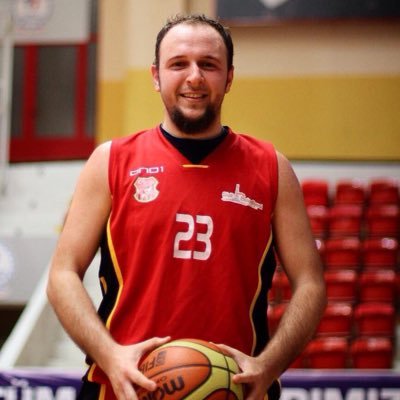 istanbul Sessizler Spor Kulübü Basketbol Takım Kaptanı (C)