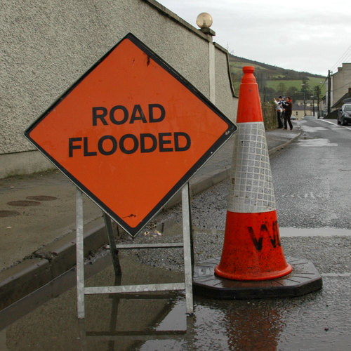 A flood warning system is being designed for the River Slaney at Baltinglass. It might use Twitter to alert people.