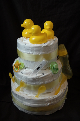 cakeswithatwist's profile picture. i am a small company that makes great gifts for babys weddings  or new homes