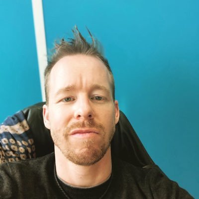 MoineSteven's profile picture. Chargé de com I info graphiste I web designer I Community manager|📱|musique 🎧voyage ✈️concert 🎤| ✊🏻✊🏽✊🏿🌈ni repris, ni échangé Follow me!👍