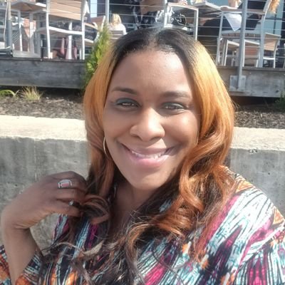 Baltimore City Teacher of the Year 2013 👑🏆
Advocate for Neurodiversity 🧠
Social and Emotional Learning Champion💞 Believer in Healing centered education🤘