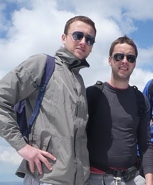 Olimp2010's profile picture. @cchevymk & @bojansazdov: Од 24 до 26 септември ќе се искачуваме на Олимп. Следете нè во живо на Twitter! :)