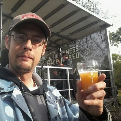 ChupyTV's profile picture. A gamer trying to make it, one stream at a time :)