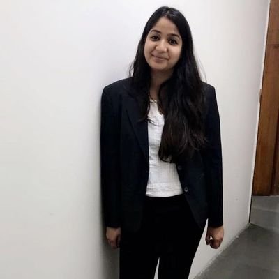 aasthakapoor95's profile picture. 