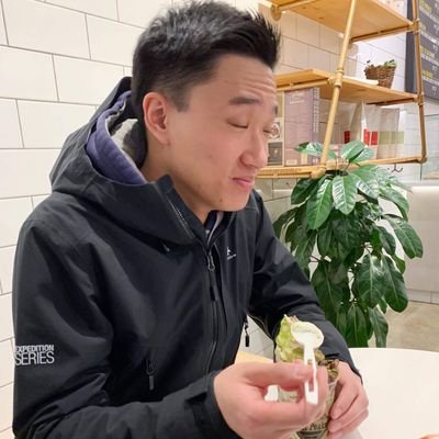 solarsarcasm's profile picture. Prone to wander