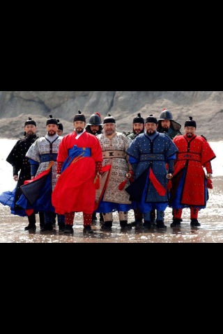 좌파가 우파로 변하고, 남한북한이 자유민주주의 국가로 통일이 되기를 염원합니다.