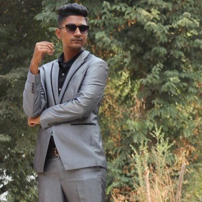 Fenil_511's profile picture. computer engineer