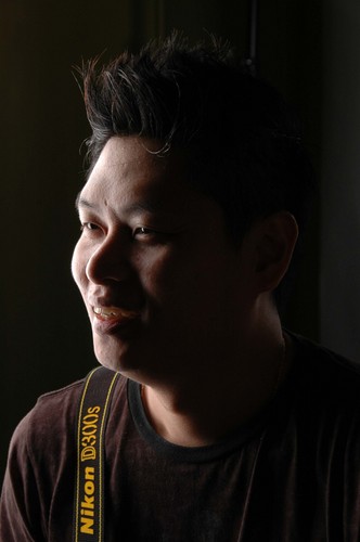 Have a passion for photography and technology.  An LA Lakers fan and considers Kobe Bryant the greatest ever to play the game!