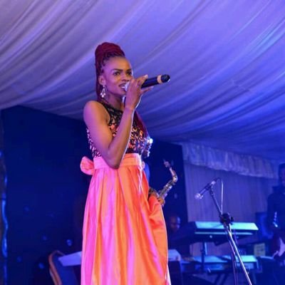 OrekelewaJ's profile picture. * Lover of God* fashion designer *An Accountant* decorations* Bag maker(ankara n leather)* lover of music(Jlove)