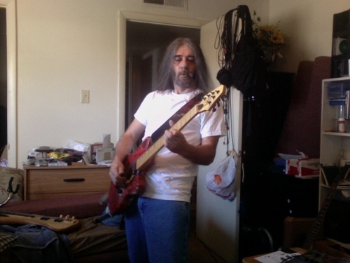 Blueslyx's profile picture. JESUS is Lord.