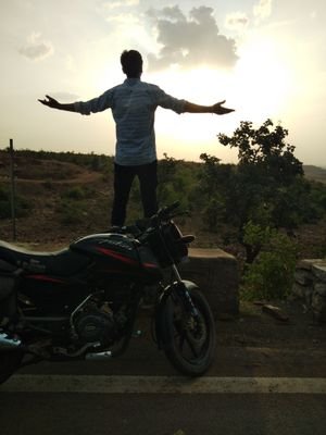 YadavJayom's profile picture. 🙏Radhe Krishna🙏