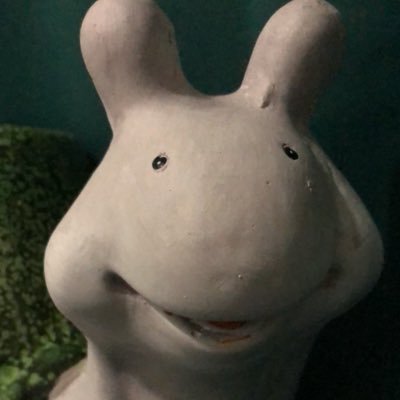 arrozconGen's profile picture. living life, breathing air but I’m not sure if we’re gonna get there