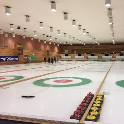 カーラーです。 2007.12~カーリング始める@美香保 2009~ 東京協会 2013~ 札幌協会 現在 に至る
