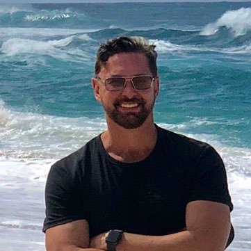 MED TECH DUDE and father to 3 incredible young men and husband to a beautiful wife. Bloody lucky.
