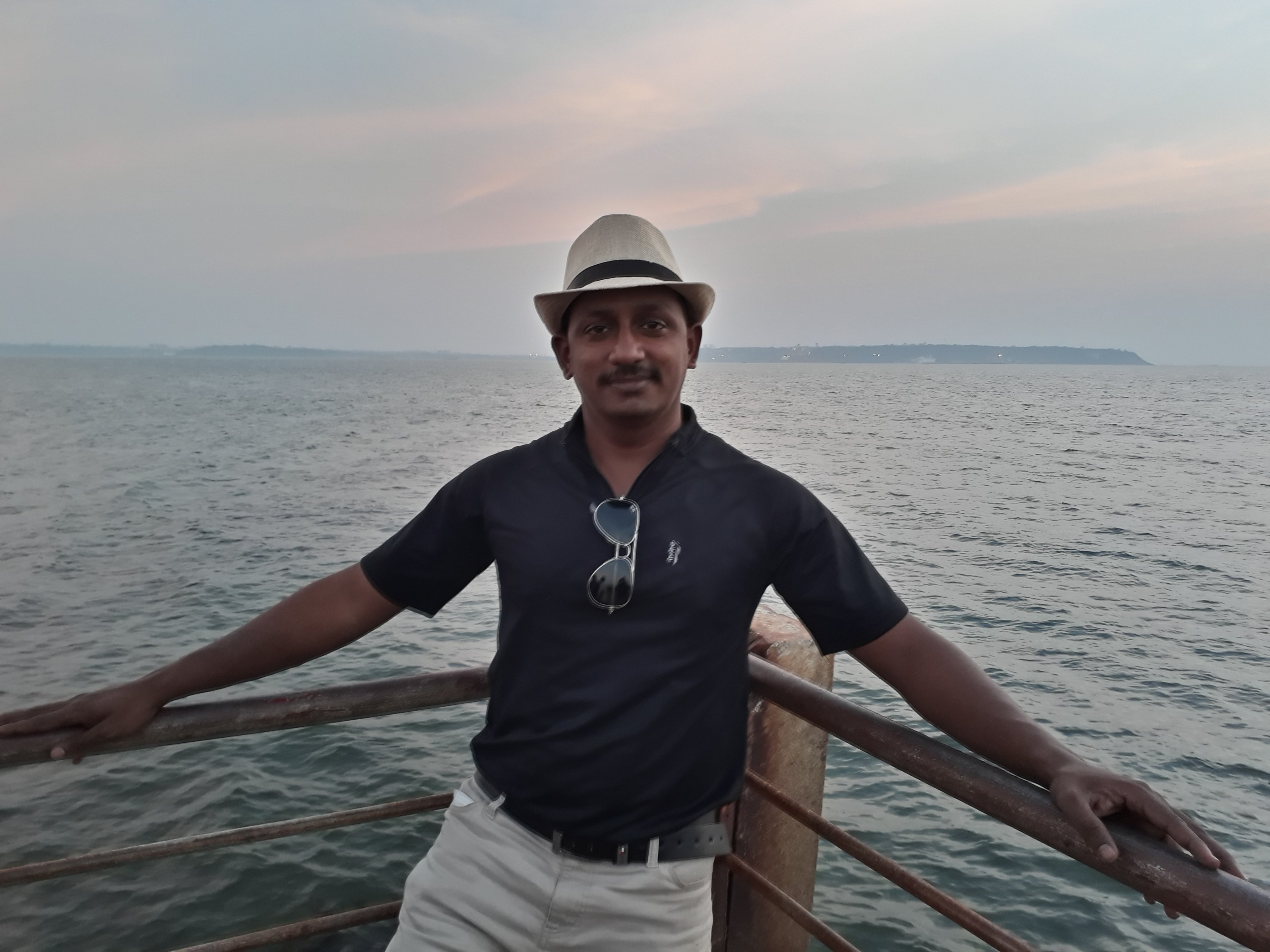 I am Sr. HR Recruiter with Aasaan jobs, I love traveling, found of musics.