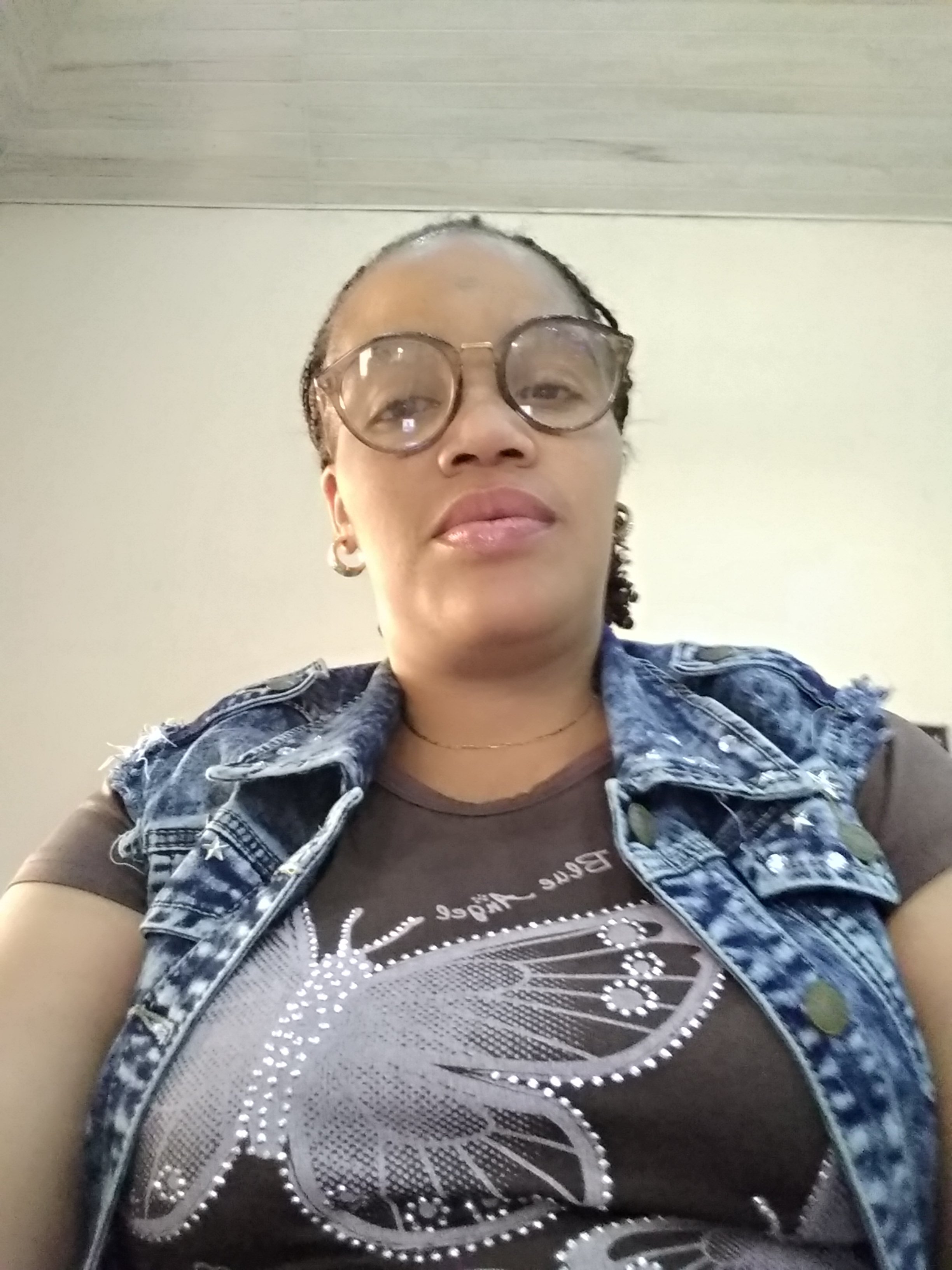 mercyfemiadigun's profile picture. 