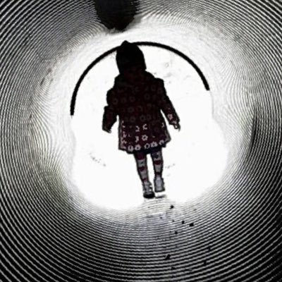Luna 03 are a Waterford based band playing minimalist , ambient, experimental music.