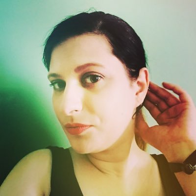 Reffing & playing roller derby, reading & reviewing books, saving & loving cats. I bake vegan cakes for a living.