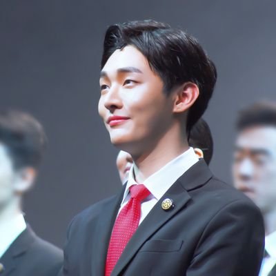 fan account. 윤지성과 함께가는 쿠쿠로드 / 그저 찍덕일뿐•••