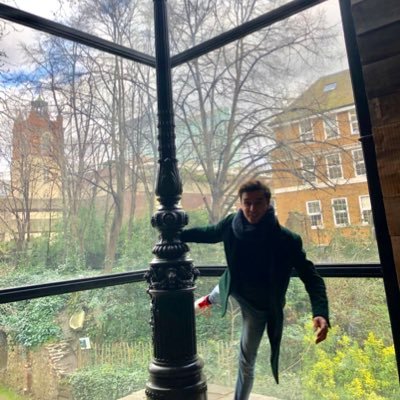 DRLT's profile picture. This account is not in use 🛑. Follow @MrD_Tye for #edutwitter chat 🎓 + @flexiganteacher for my ventures into plant-based & gluten-free food 🌱