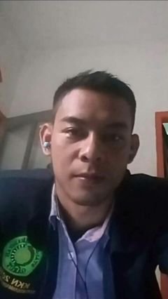 orang garut yang tidak pernah patah semangat untuk mencari jati diri