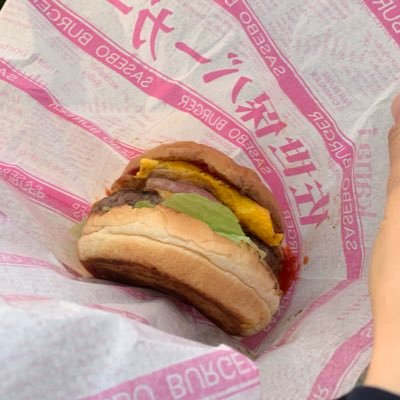 ppheyhey's profile picture. 4人の子を育てるパパ 。関東から福岡に転勤してそのまま移住しそう。子育ての日常とか資産運用。 投資歴は10年超え。インデックス＋個別株のいいとこ取りを目指して運用中。適当にポストしてます。商材屋とかではありません。 #子育て #インデックス投資 #子供4人 #福岡