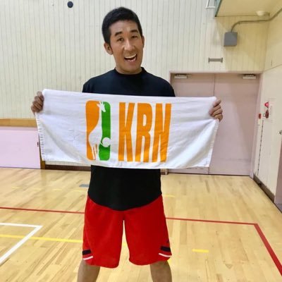 【バスケ芸人🏀麒麟田村プロデュース  子供と大人のバスケ教室】の 公式ツイッターアカウントです！ バスケ教室の告知や、開催した教室レポートなどなどをつぶやいていきます！ バスケ好きの方！バスケ経験者の方も初心者の方も！たくさんの方々に興味を持っていただけたら…と☺️よろしくお願いします！