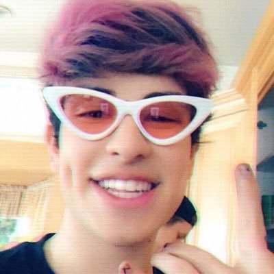 Jakeweb72156126's profile picture. 