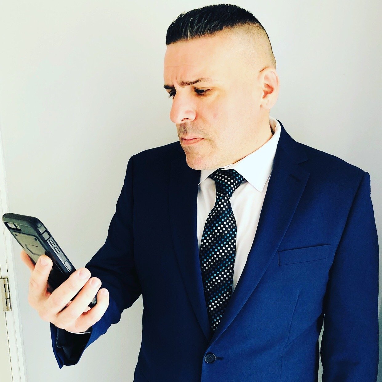 Broker-Salesperson Exit Golden Realty Group 9739002965
