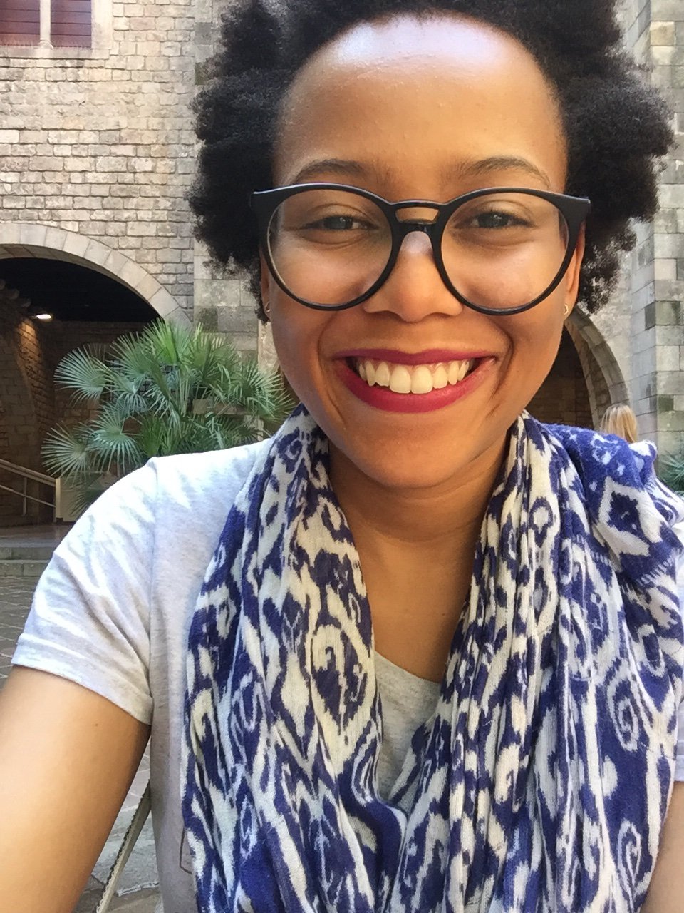 nayMalaizz's profile picture. Je suis la fille qui ne veut pas faire la fête.