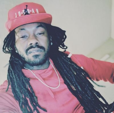 Music Artist/Motivational Speaker/Actor/Surviver/ #1 Rap Artist in Eastern North Carolina/ 14 Coast2Coast features/For booking: therealygtrab@gmail.com