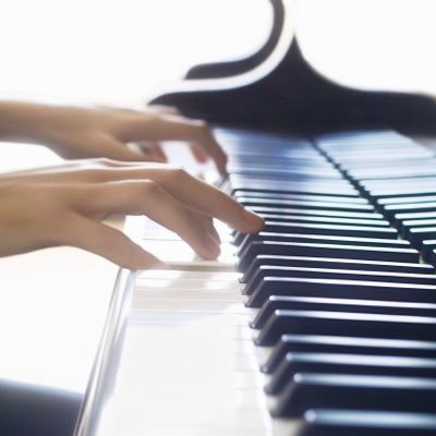 apusarasu1's profile picture. ෆ✩⃛*⁎❤︎ピアノ教室のお知らせです♪ *✲ﾟ*｡ ❤︎ apusarasuとは…美しく芸術に優れた精霊のこと。美しさと癒しを与えるピアニストたちに願いを込めた教室https://t.co/WpyJ0876SM