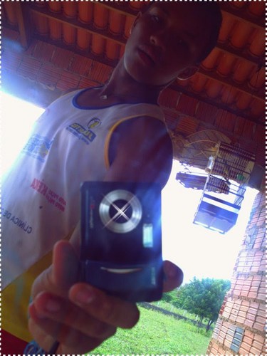 Não preciso ta dizendo quem soou!
Queer saber ? Segue!Te sigo na horaa ;D