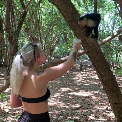 lilbreezyana_'s profile picture. glowin n growin