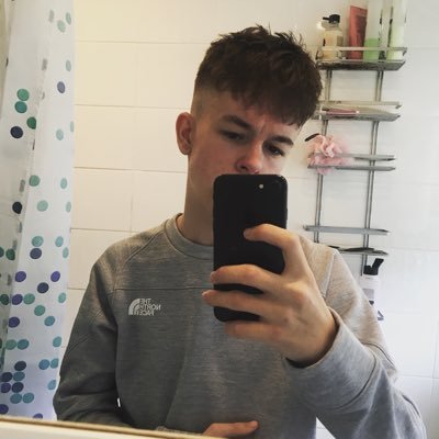 _DaaanO's profile picture. 21 avfc