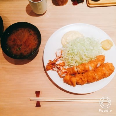 PenpenMiyu's profile picture. 韓ドラ、ドラマ、お笑い、ラジオ、食べること好き☺️ 愛の不時着、문가영ちゃん、模範タクシー好き💕