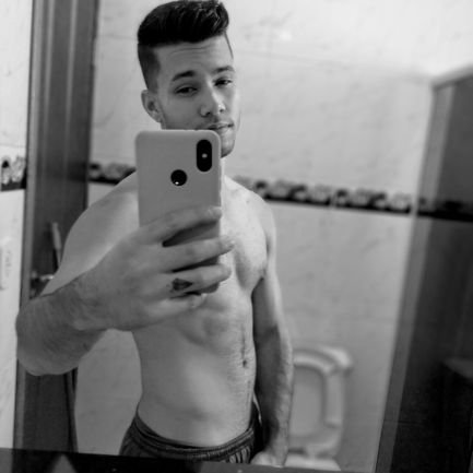 +011/SP Twitter NOVO!! Segue aí ❤️
♐Sagitariano
🎉22 years
despite everything, I'll live smiling ✌