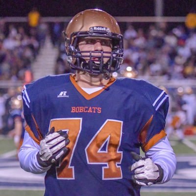 Nose Guard/OL 6’2” 270, Cienega HS C/O 2021 Check out this highlight! https://t.co/CVBjyBljH3