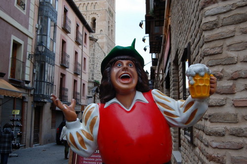 superprimera's profile picture. 鎌倉のとなりの横浜市民
クルマ/グルメ/エンタメ/旅行（ユーロ、台湾）/サッカー/ジムエクササイズ/カフェ/村上春樹/写真etcとあらゆるジャンルに手広く興味を持つ毎日。
アイコンはスペイン某所のバルでみつけたお茶目な像です。