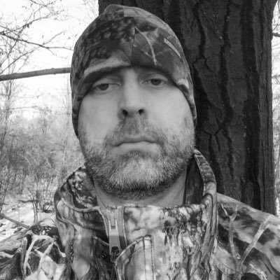 charliecwik's profile picture. 