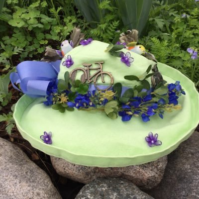 bethcwetzler's profile picture. Happily hibernating in the Northwoods.